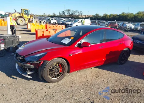 2021 Tesla Model 3 Performance Dual Motor All-Wheel Drive из США, поврежденный, VIN 5YJ3E1EC2MF033242